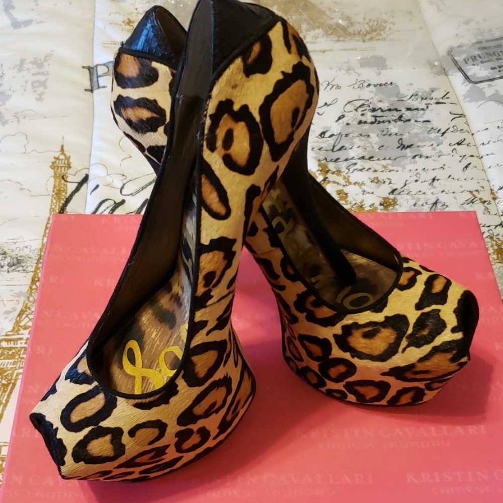 SAM EDELMAN ANIMAL FUR PEEP TOE HIGH HEELS
